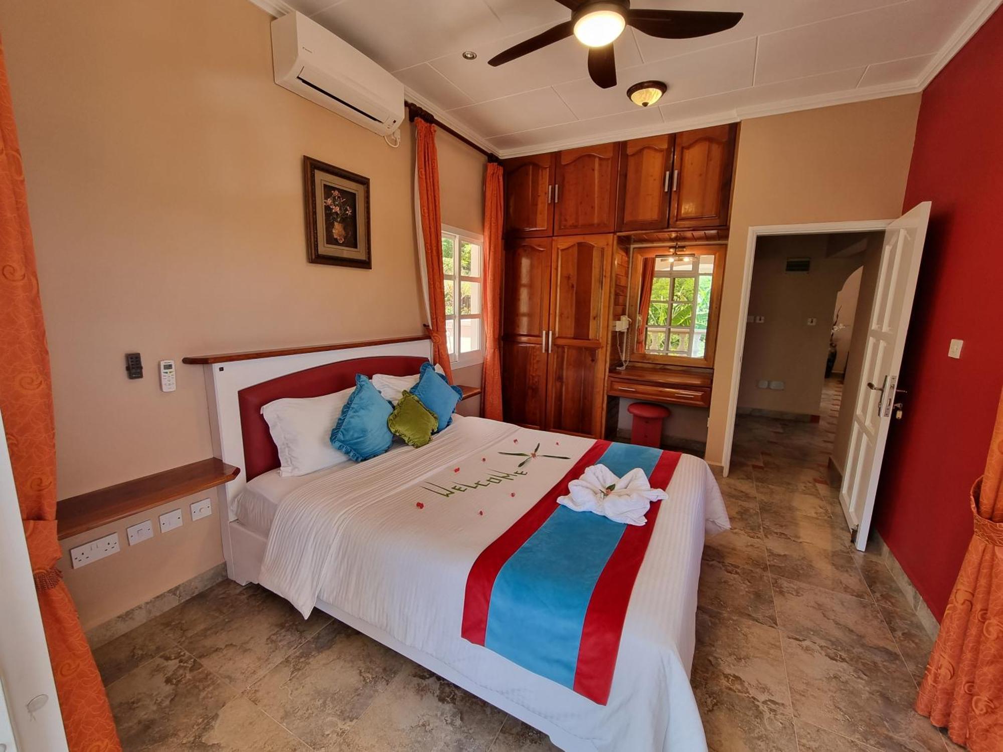 Au Fond De Mer View Anse Royale Zimmer foto