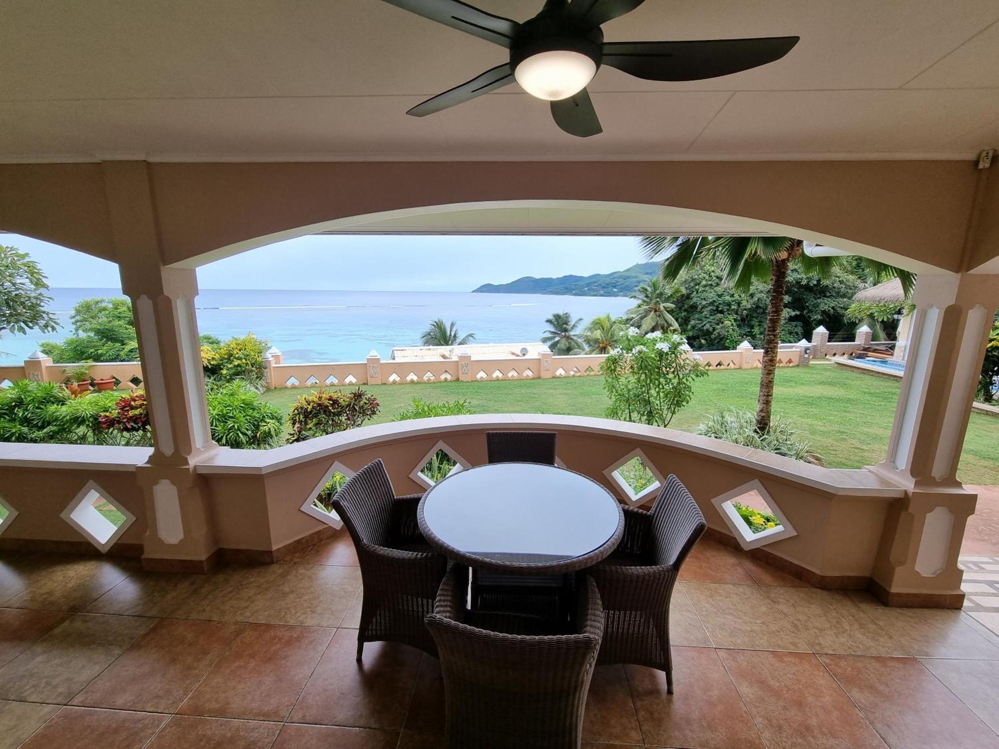Au Fond De Mer View Anse Royale Zimmer foto